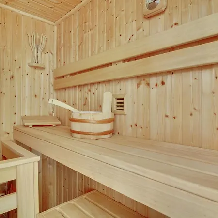 Adrian - 200m From The Sea By Interhome *